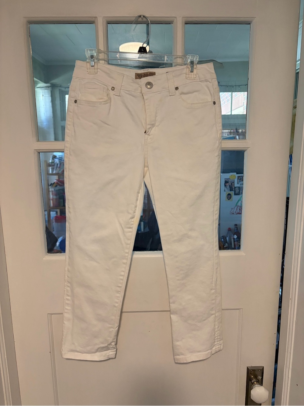 Democracy White Cropped Ankle Jeans